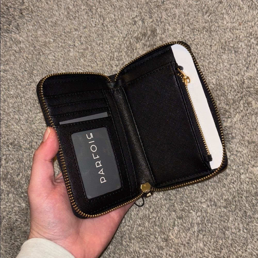 ♠️ Parfois Basic Wallet - Picture 9 of 14